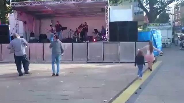 Takie tango i Skrzydlate Rece By Metronom смотреть онлайн