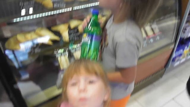 День -39. А не купить ли нам мед ?? Совсем замёрзли ! 12.08.2019 смотреть онлайн