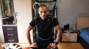 Продавец обуви Фил Найт