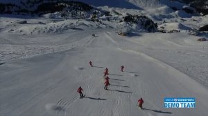 УРОКИ ПО ГОРНЫМ ЛЫЖАМ / КАК ДЕРЖАТЬ ГОРНОЛЫЖНЫЕ ПАЛКИ?