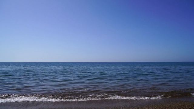 Шум теплого моря. Звуки морского прибоя для сна, релакса, для души. смотреть онлайн