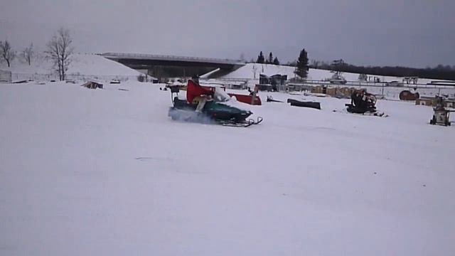 1966 Ski-Doo Grand Touring 500 CC смотреть онлайн