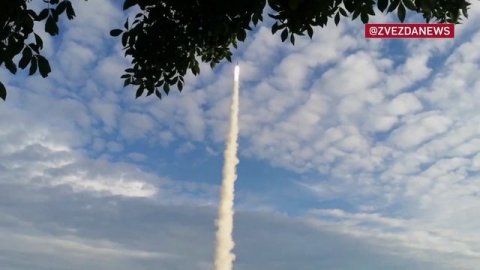 ВС РФ высокоточными ракетами «Калибр» уничтожили арсенал артиллерийского вооружения и боеприпасов ВС