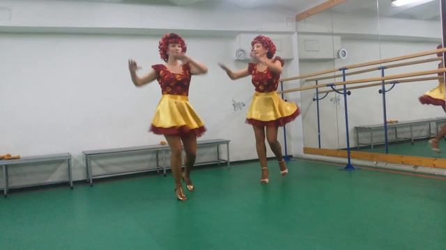 Zumba Fitness with Adina Stamate смотреть онлайн