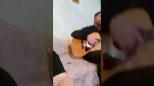 Чеченец на гитаре "О друге"