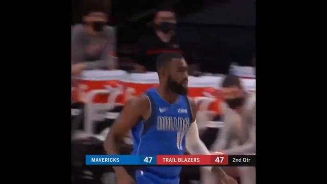 Никто не думал что такое возможно Лука Дончич получил блок и сделал результативный пас смотреть онлайн