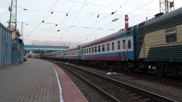 Отправление ЧС4Т-351 с поездом №143 Кисловодск — Москва смотреть онлайн