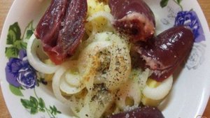 Индюшиные сердечки запеченные с картофелем
