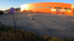 Гоняем на Traxxas Revo 3.3, 9EMU не выдержал испытание.