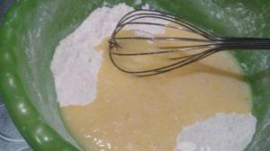 Кексы на кефире с яблоками