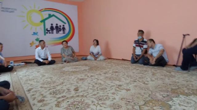 Каждую пятницу в офисе ОО "Городское общество инвалидов" проходят встречи для инвалидов смотреть онлайн