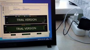 Можно ли заряжать ноутбук блоком питания другого ноутбука?