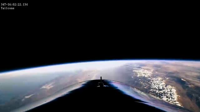 Космоплан Virgin Galactic впервые достиг границы космоса
