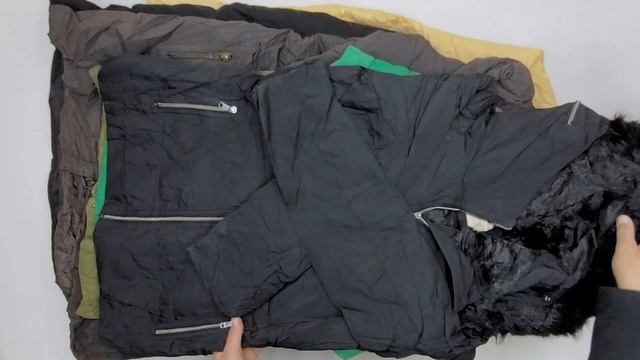 27202 Куртки женские L.AN (extra) 1 пак 45 кг 5.5€ 58 шт смотреть онлайн