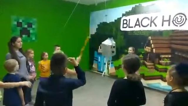 День рождения. Майнкрафт квест. Black Hole Воронеж. смотреть онлайн