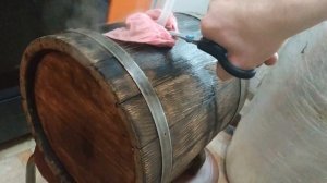 Пропаривание дубовой бочки.