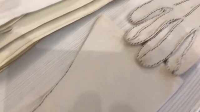 История про перчатки и от куда пошло выражение « менять как перчатки».Из коллекции музея .