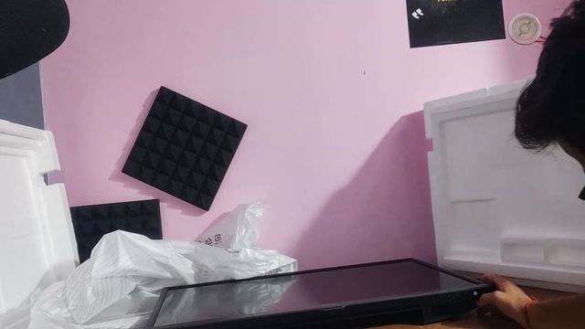 BenQ EW3270U 32"/80cm LED 3840 x 2160 Pixels Premium HDR 4K Bezel-Less Monitor, Anti-Glare смотреть онлайн