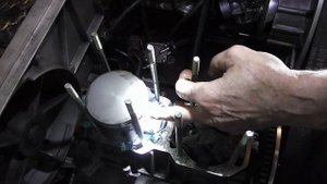 Устанавливаю на снегоход Тайга - Люкс 550 расточенные цилиндры и ремонтные поршни.