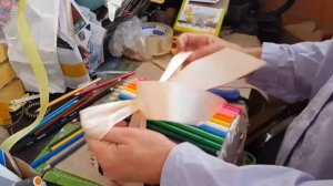 Рукотворная ваза из карандашей под цветы