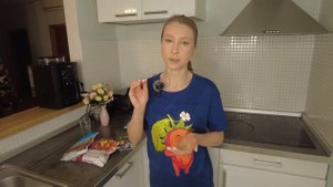 Сколько ягод нужно есть. Какие ягоды полезнее. Когда есть ягоды. Польза ягод. Ягоды на похудении.