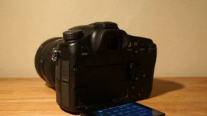 Sony SLT Alpha 77 16-50 f/2.8 SSM Dire Straits Love Over Gold
