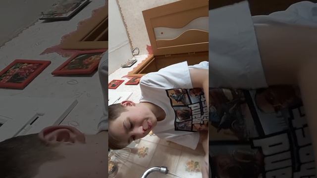 Я сломал нос? ? Потекла кровь во время записи видео. смотреть онлайн