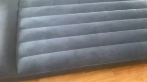 Распаковка — Надувной матрас Intex Pillow Rest 64143