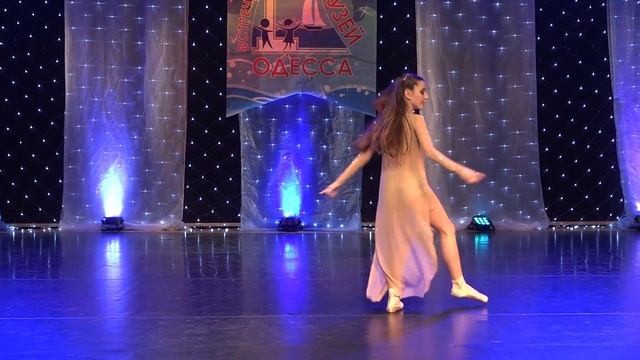 Дарья Шурдук,соло "Колыбельная",хореограф Лобинцева А.Ю.