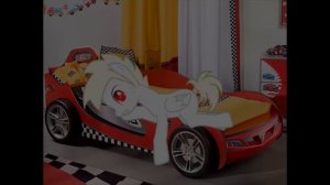 [пони-страшилка]►собака под кроватью