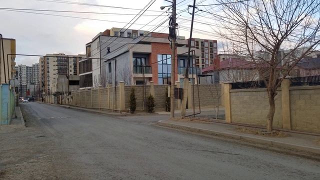 15.01.2022 Tbilisi. Дигмисвели (улица Тинатини - улица Шермадини). Диди Дигоми. улица царя Мириана смотреть онлайн