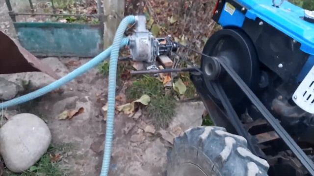 Друге життя мотопомпи :)               (помпа для мотоблока)                     (перекачуємо воду
