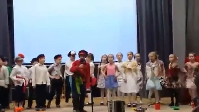 Антошка, пойдём копать картошку!