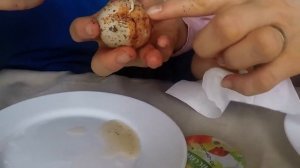 ОПЫТ С ЯЙЦОМ! Делаем РЕЗИНОВОЕ яйцо Что-то пошло не так MAKING RUBBER EGG!