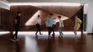 ASTRO BLUE FLAME DANCE PRACTICE MIRROR