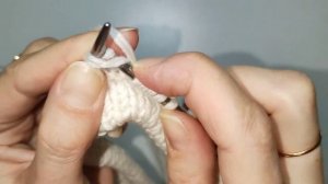 ВЯЖЕМ АНАТОМИЧЕСКИЕ УШКИ ДЛЯ ДЕТСКОЙ ШАПОЧКИ