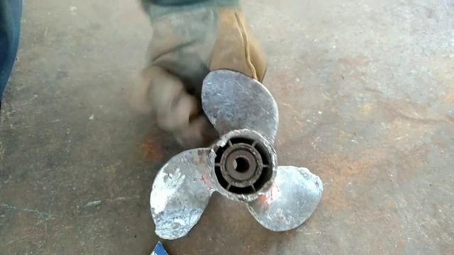 Реставрация и ремонт гребного винта Ветерок 8 смотреть онлайн