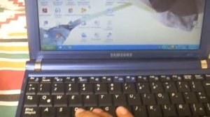 Netbook NC10 Samsung con detalle