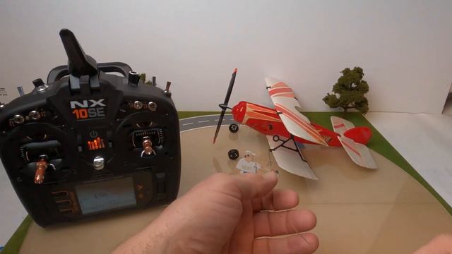 2.5 Inch Wingspan Super Micro R/C Dareplane Stunter смотреть онлайн