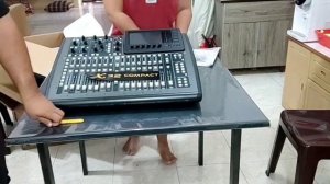 UNBOXING BEHRINGER X32 COMPACT