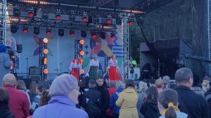 Вокальный ансамбль "Любава" г. Красноармейск 2022г. День города.mp4