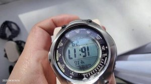 Как заряжать часы на солнечной батарее. How to charge a solar powered watch.