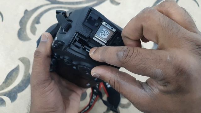 Canon EOS 5D Mark III 22.3 MP Full Frame CMOS with 1080p Full-HD Video Mode Digital SLR Camera смотреть онлайн