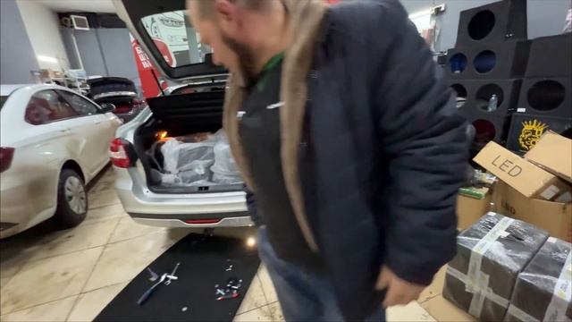 ПОПАЛ НА 850.000 / ЗАКАЗАЛИ TOYOTA VENZA ИЗ КИТАЯ / ПРОДАЛИ НОВУЮ LADA GRANTA смотреть онлайн