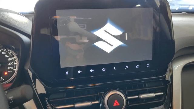 Suzuki Grand Vitara 2024. смотреть онлайн