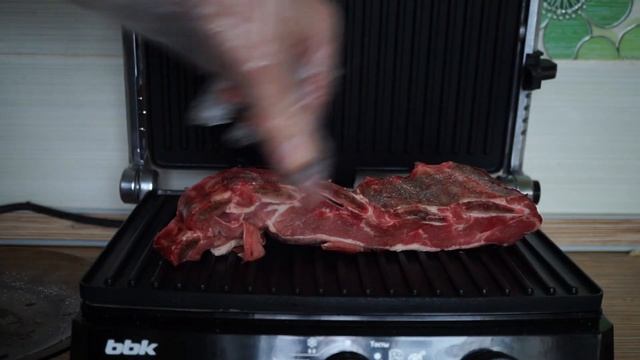 Обзор электрогриля BBK BEG2002 смотреть онлайн