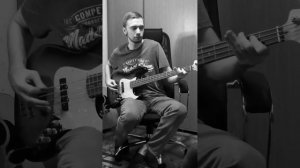 RU mine (bass cover) #shorts #bass #bassguitar #cover #indie #rock #bassplayer