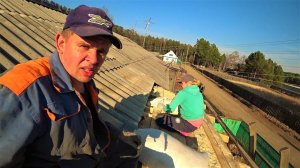 Дела житейские.  Доделали крышу