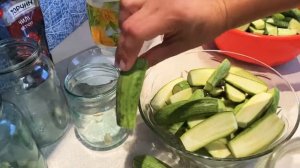 Маринованные кабачки с кетчупом Чили. Готовлю сразу двойную порцию.