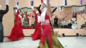 Взрослая группа. Новогодний танец